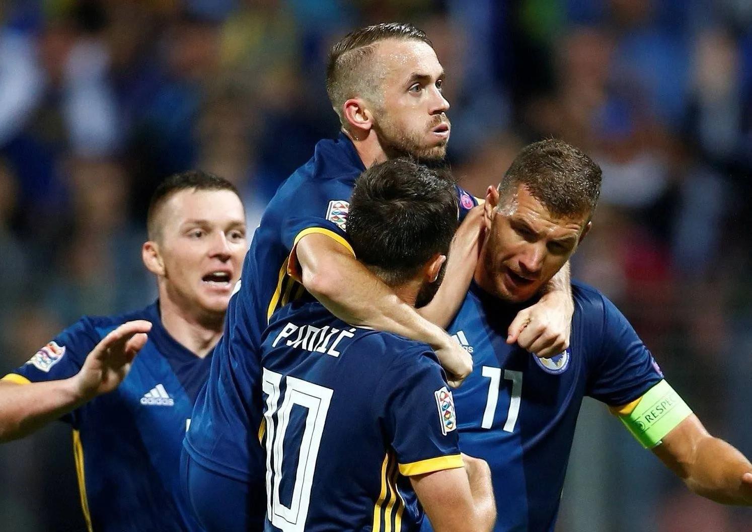 开云平台-包含欧预赛比赛争夺激烈双方实力角逐难分胜负的词条