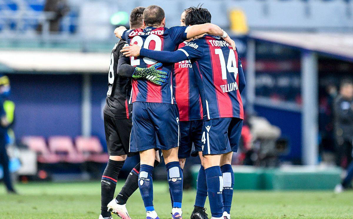 关于汉诺威遭遇主场失利,陷入保级泥潭的信息 关于汉诺威遭遇主场失利,陷入保级泥潭的信息