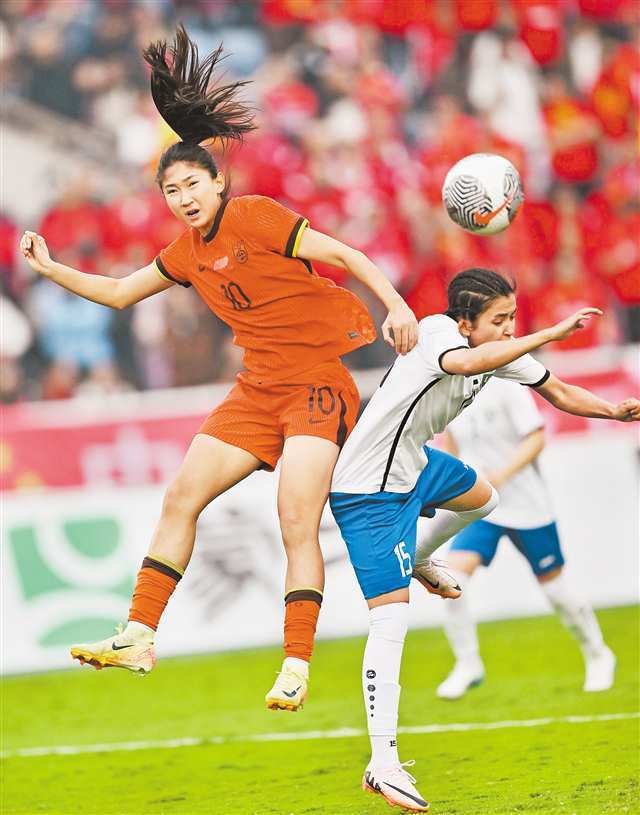 开云下载-关于亚洲女足锦标赛中，中国队员以绝佳球技获奖的信息