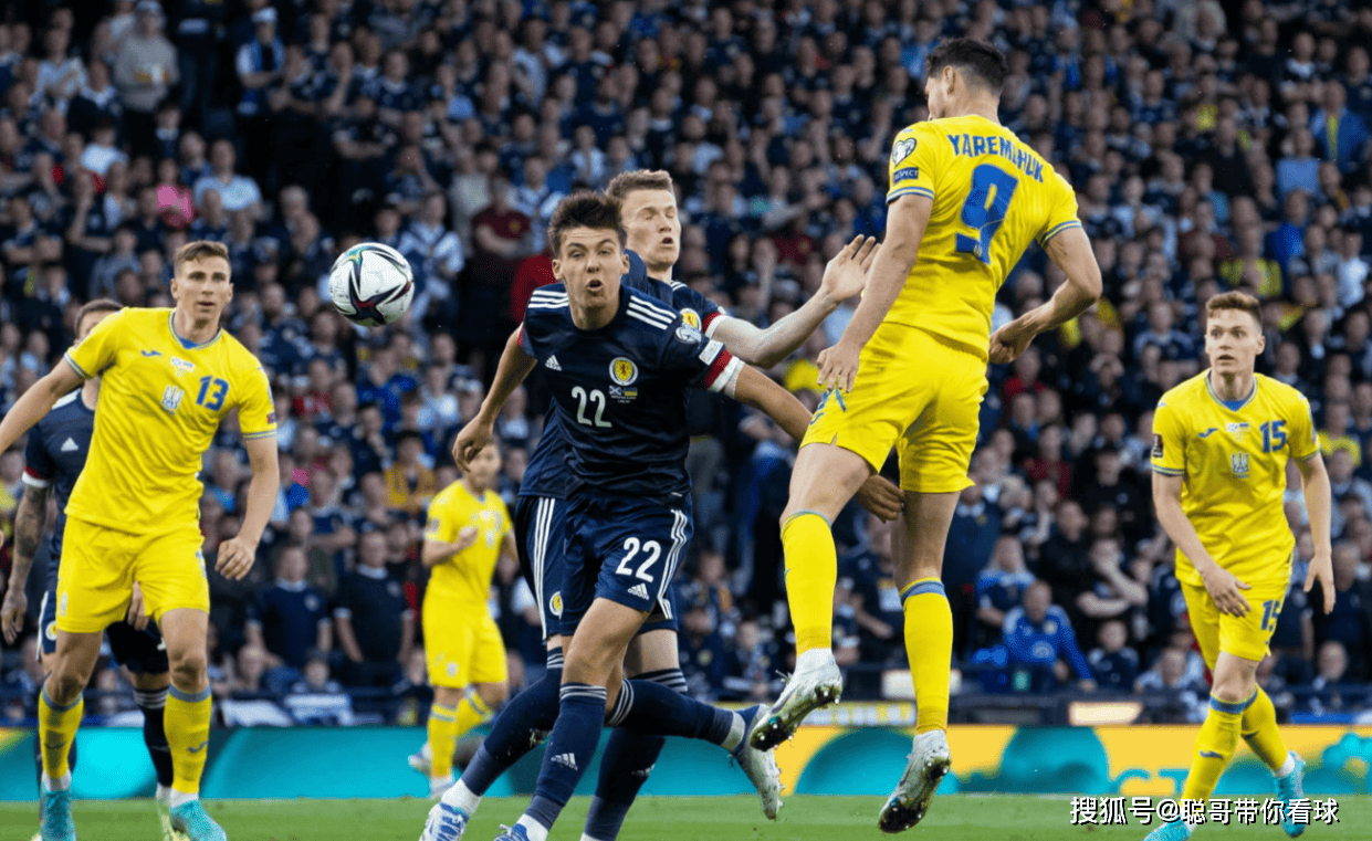 开云体育官网-阿贾克斯在欧国联比赛中大胜马赛