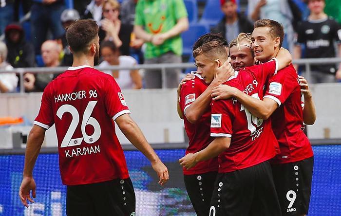 汉诺威坚定信心迎战劲旅,球队备战如火如荼的简单介绍 汉诺威坚定信心迎战劲旅,球队备战如火如荼的简单介绍