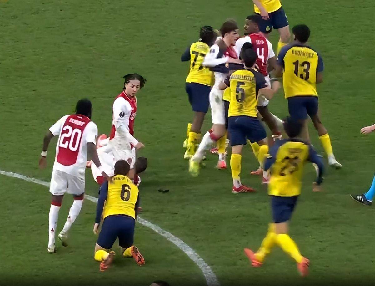 开云官网-阿贾克斯逆袭竞赛，成功晋级欧冠半决赛！