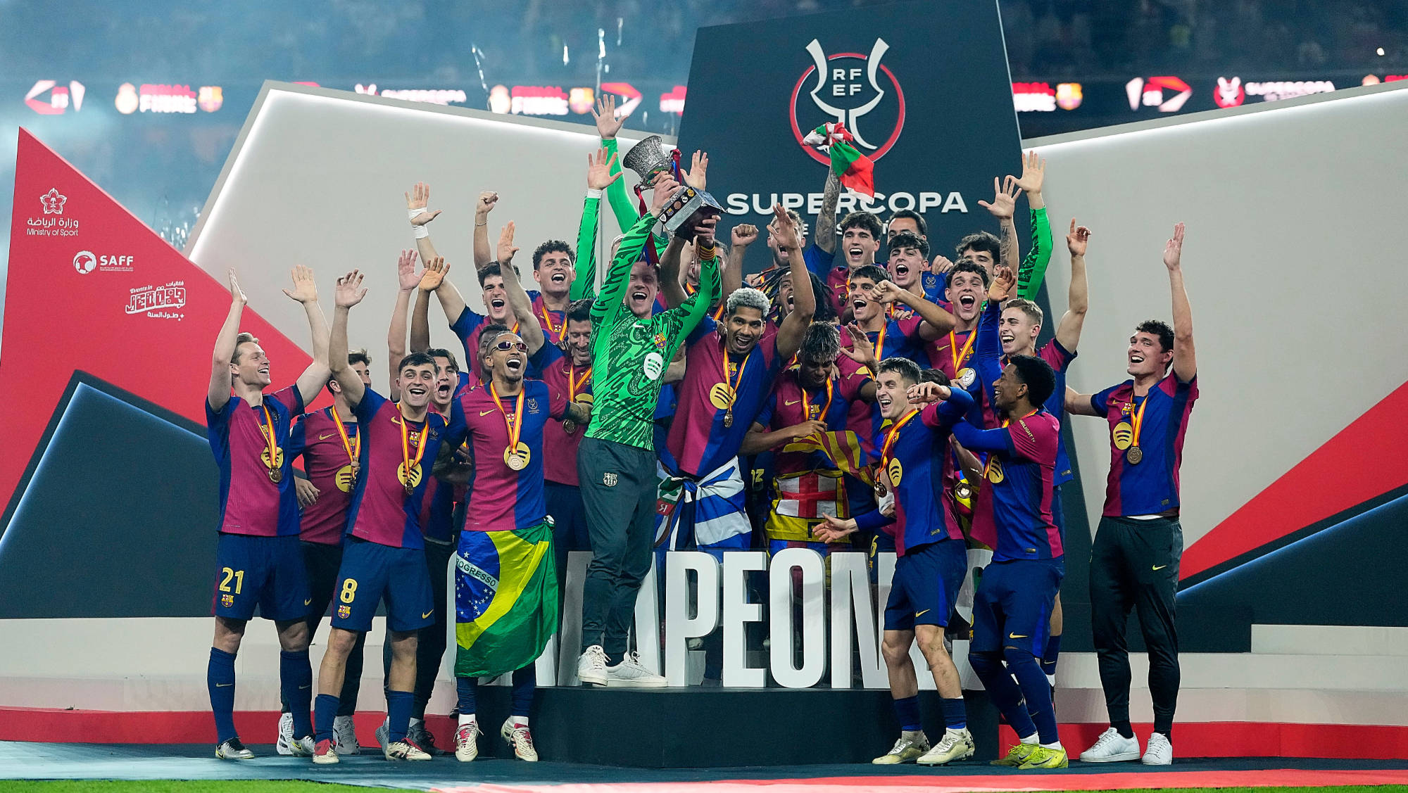 开云体育APP下载-包含超级对决！欧洲豪门球队争夺胜利荣耀的词条