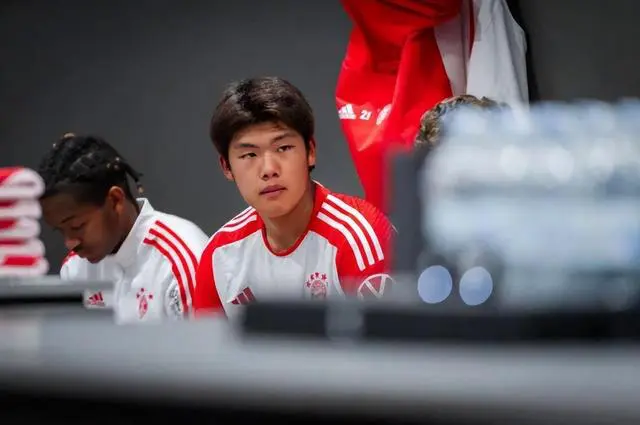 体育场上的风云人物,国家队员展现实力 体育场上的风云人物,国家队员展现实力