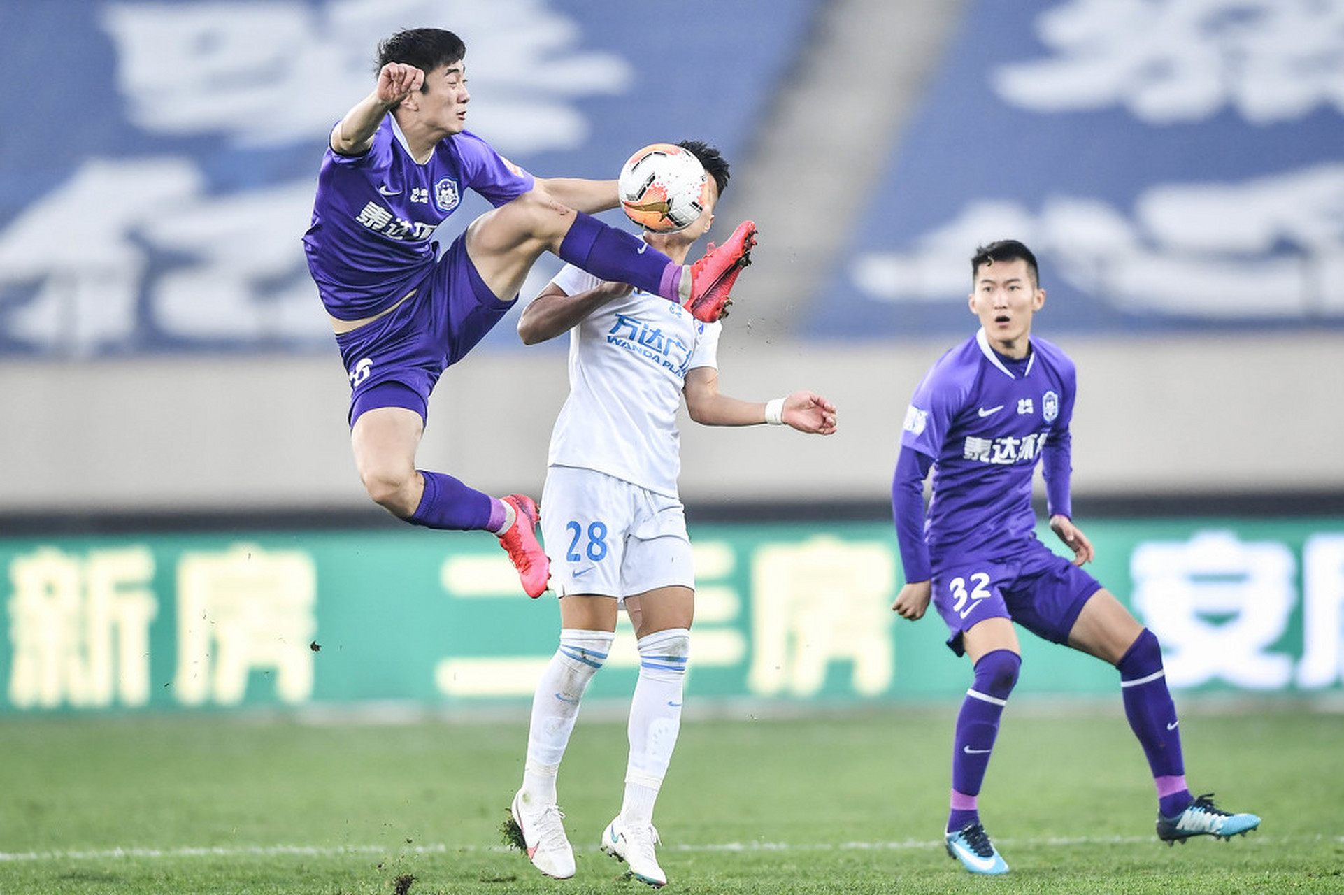 包含天津泰达主场逼平对手,整体表现令人振奋的词条 包含天津泰达主场逼平对手,整体表现令人振奋的词条