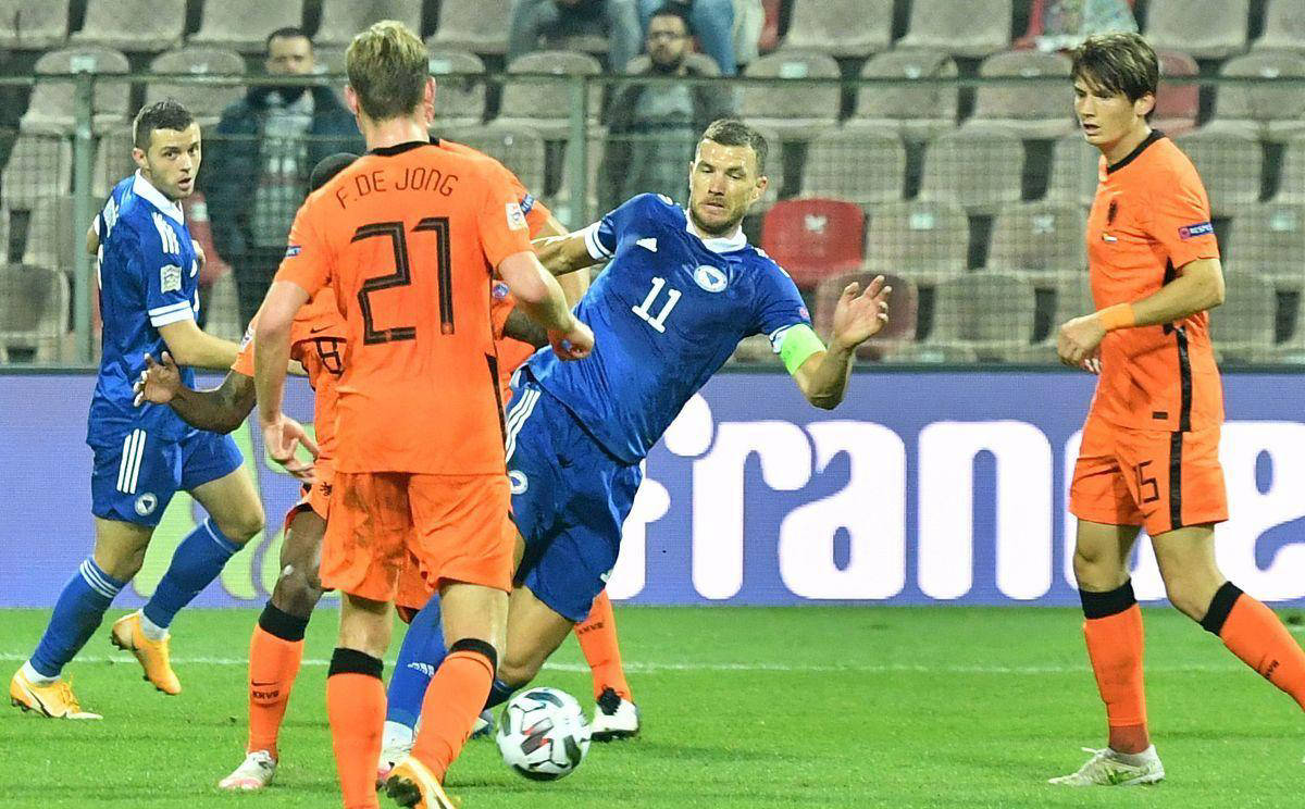 塞浦路斯球队突围,连胜四场成功突围的简单介绍 塞浦路斯球队突围,连胜四场成功突围的简单介绍