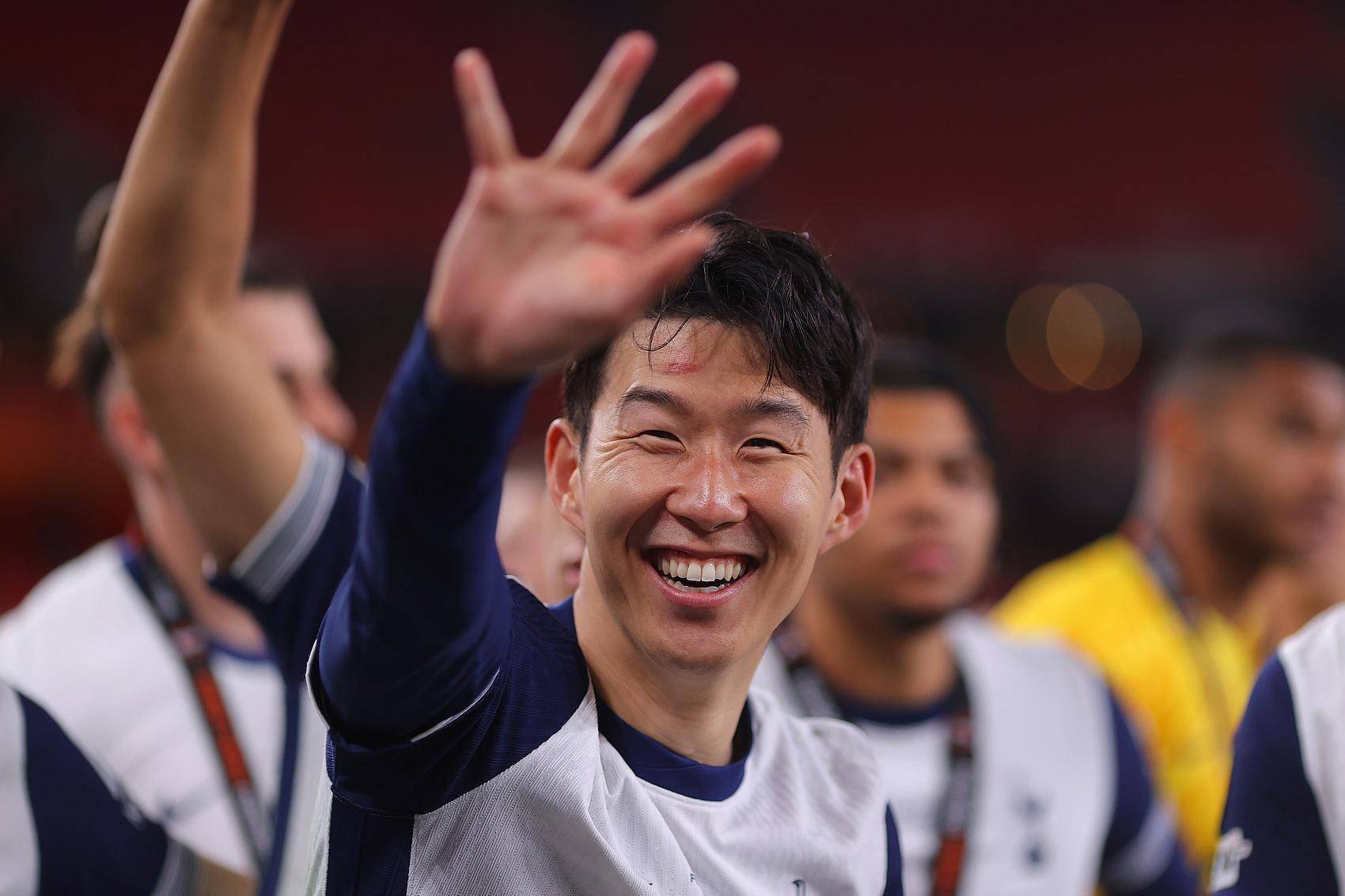 联赛杯比赛中沙尔克主场失利