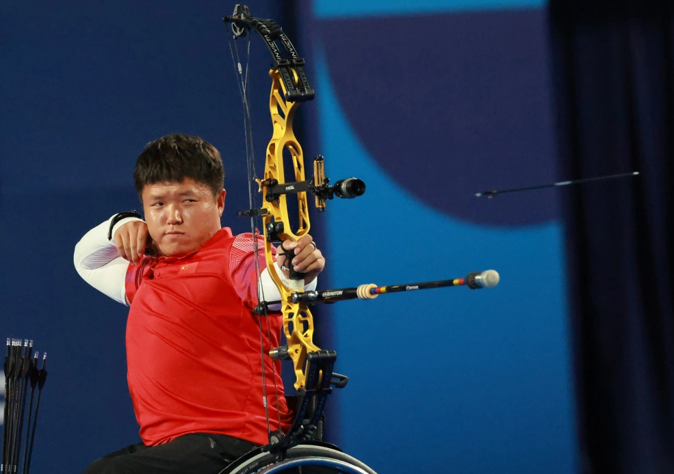 开云体育中国-关于欧洲射箭选手在团体比赛中突破自我全面胜利的信息