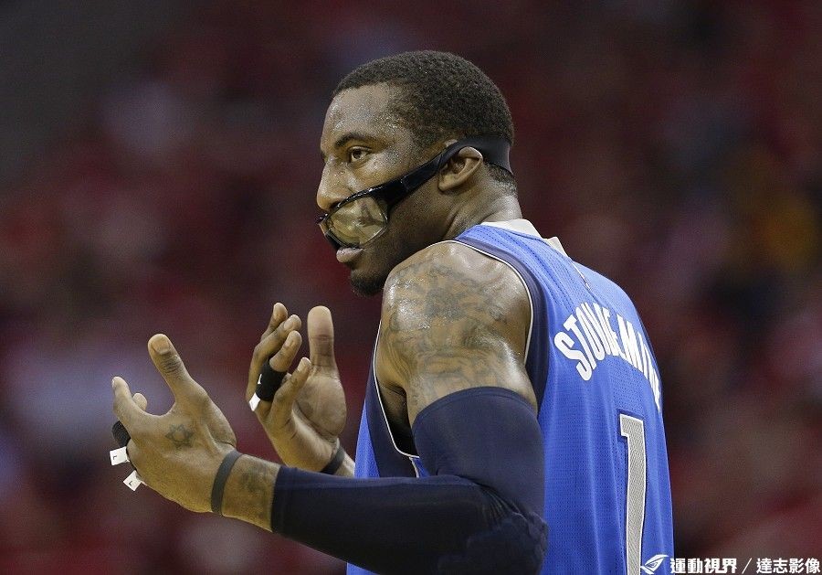 小牛队外线火力集中,球队找到攻防平衡的简单介绍 小牛队外线火力集中,球队找到攻防平衡的简单介绍