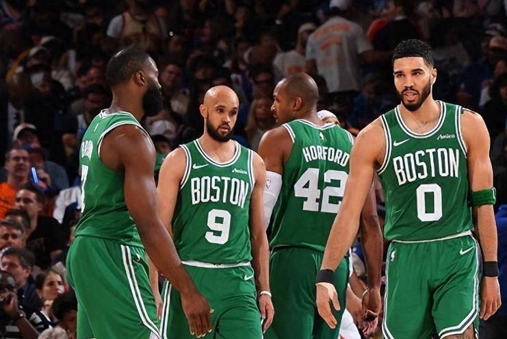 开云体育在线-雄鹿主场战胜马刺，凯尔特人不敌爵士