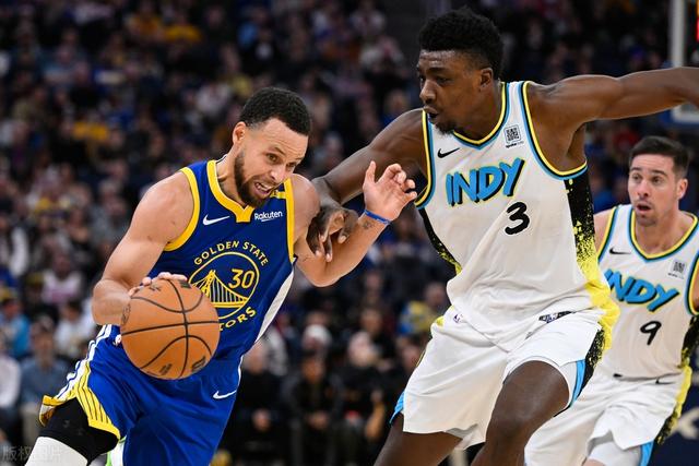 开云体育在线-关于勇士遭遇三连败，库里状态低迷令人担忧的信息