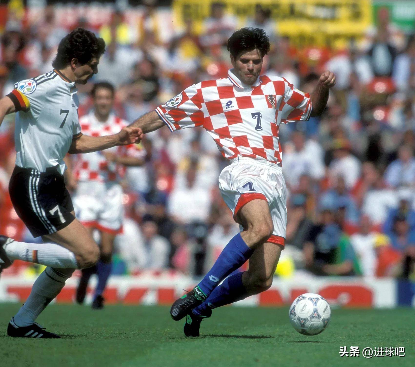 爱尔兰逆袭晋级欧洲杯，意大利战平克罗地亚的简单介绍
