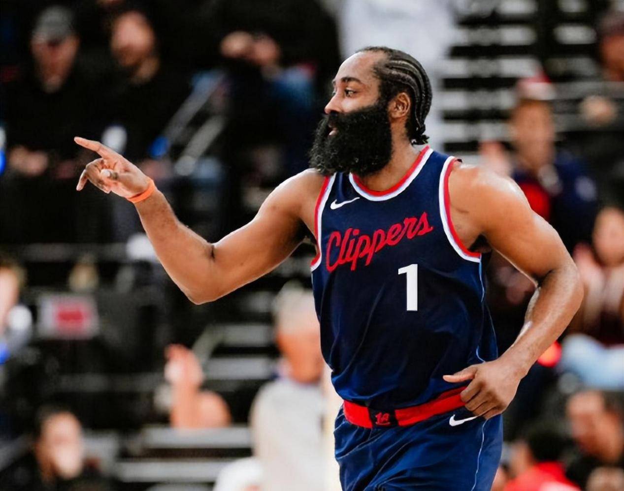 关于火箭全队生涯低谷,哈登:我们必须团结起来的信息 关于火箭全队生涯低谷,哈登:我们必须团结起来的信息