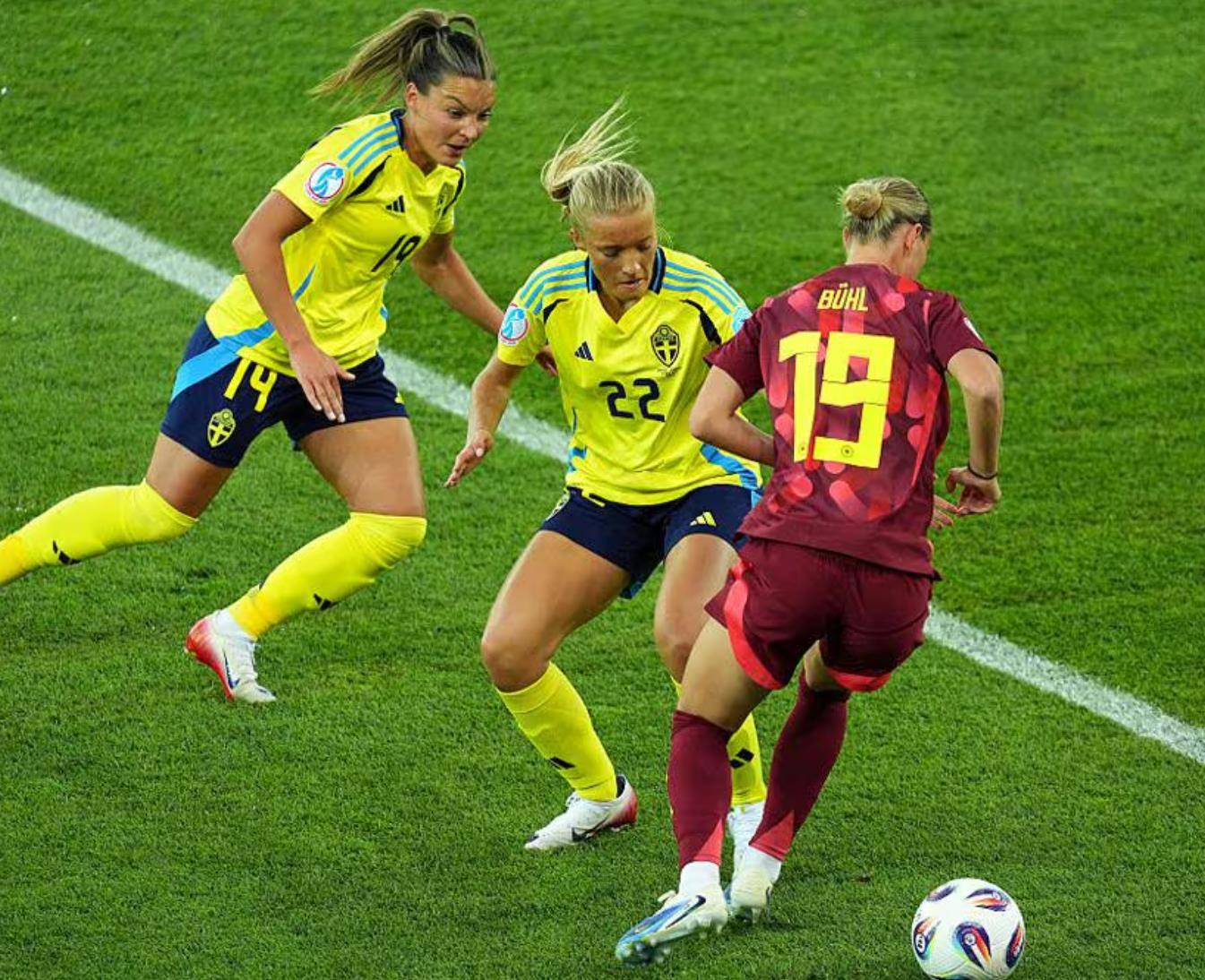 开云体育中国-瑞典女足在本土联赛中获得重要胜利