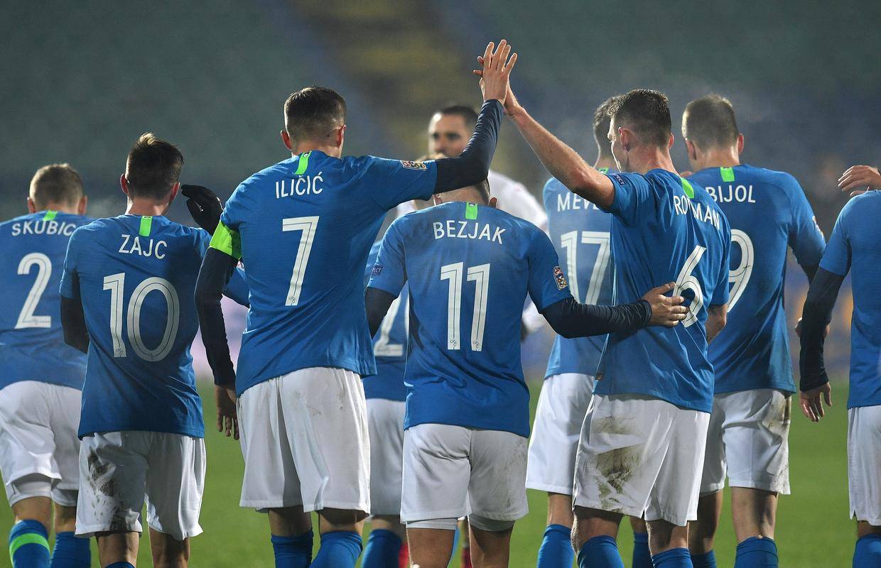 开云体育在线-罗马尼亚不敌挪威！欧预赛席卷全球的简单介绍