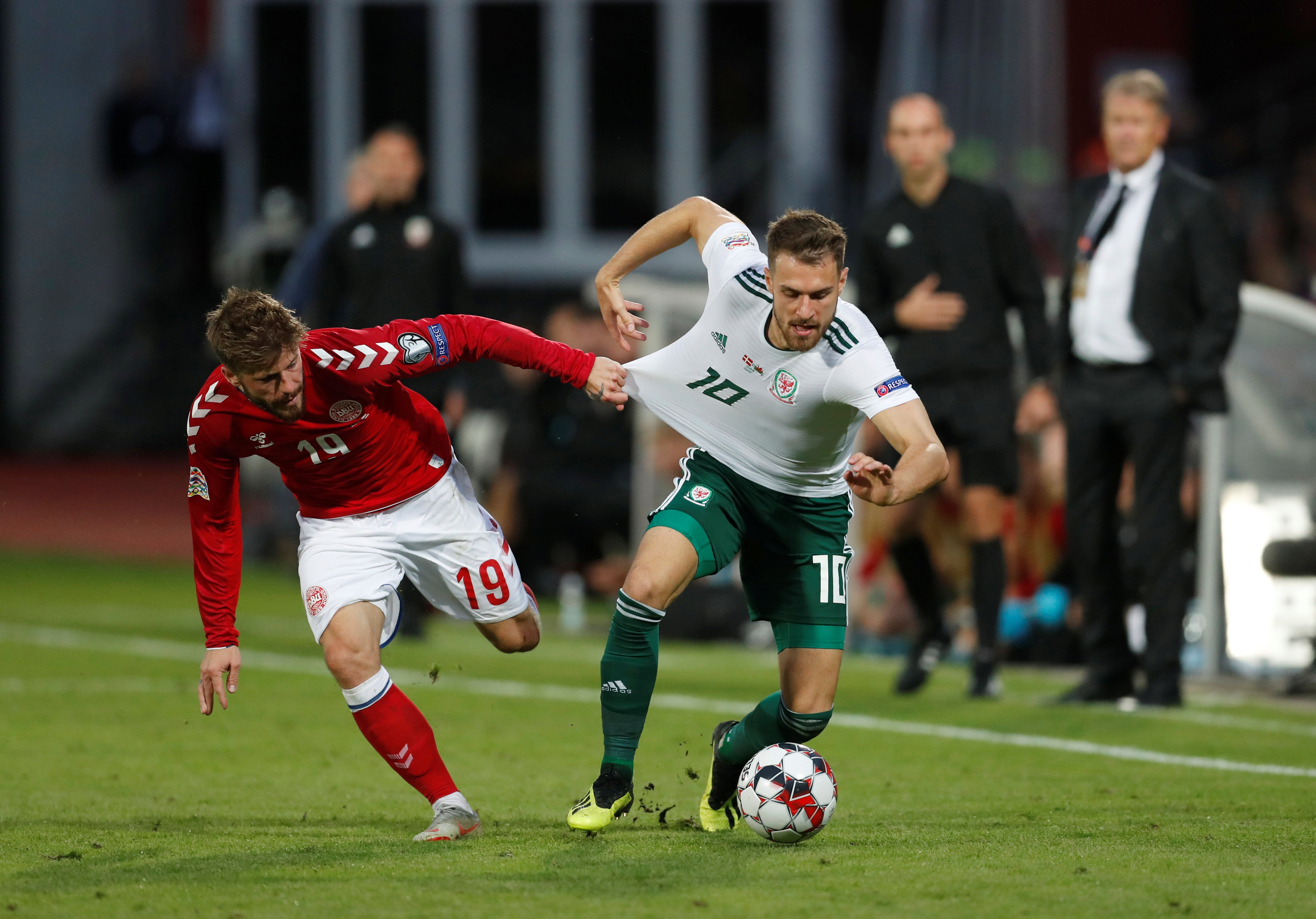 威尔士联赛呈现白热化竞争的简单介绍 威尔士联赛呈现白热化竞争的简单介绍