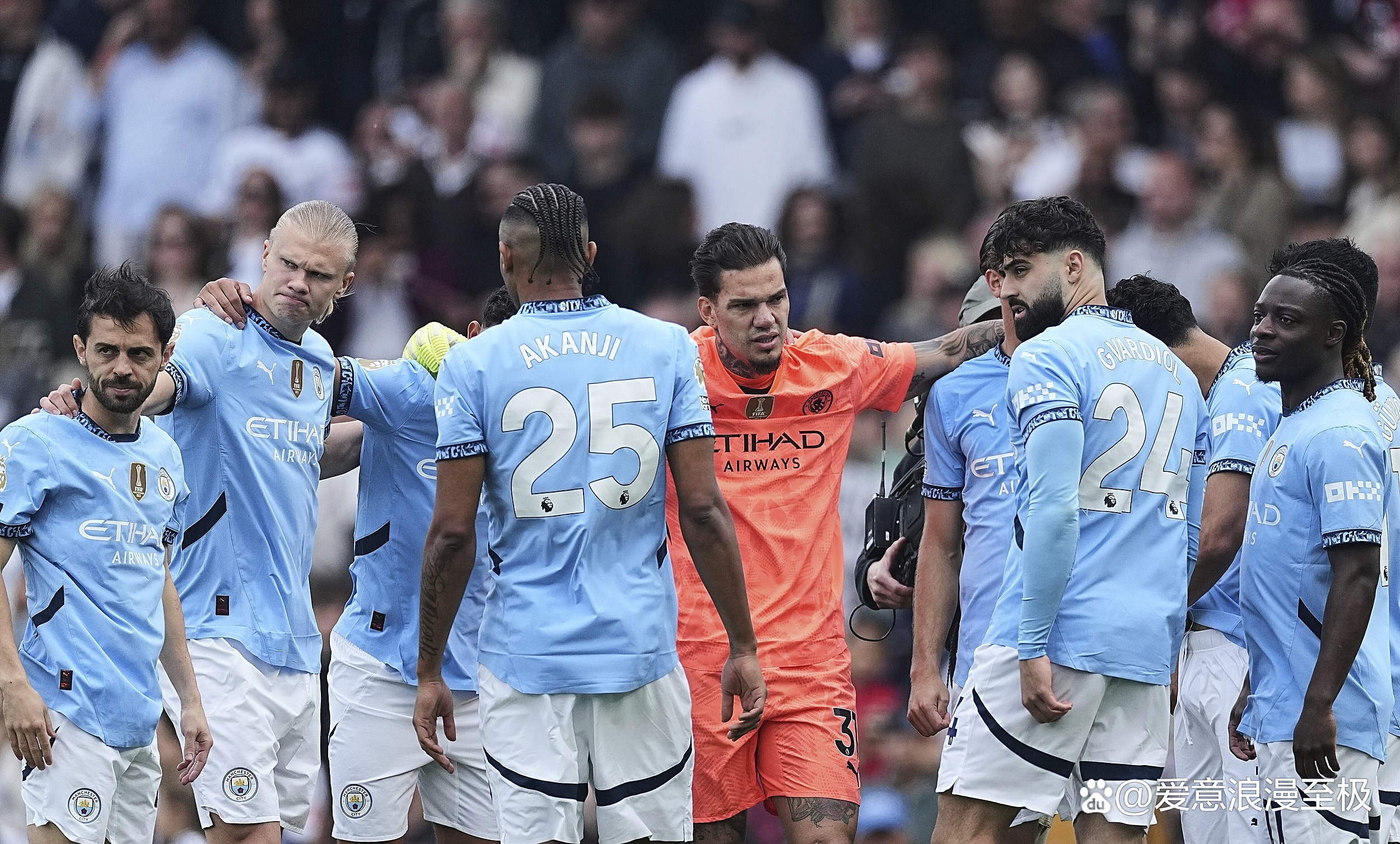 曼城连续八轮不败，晋级欧冠强