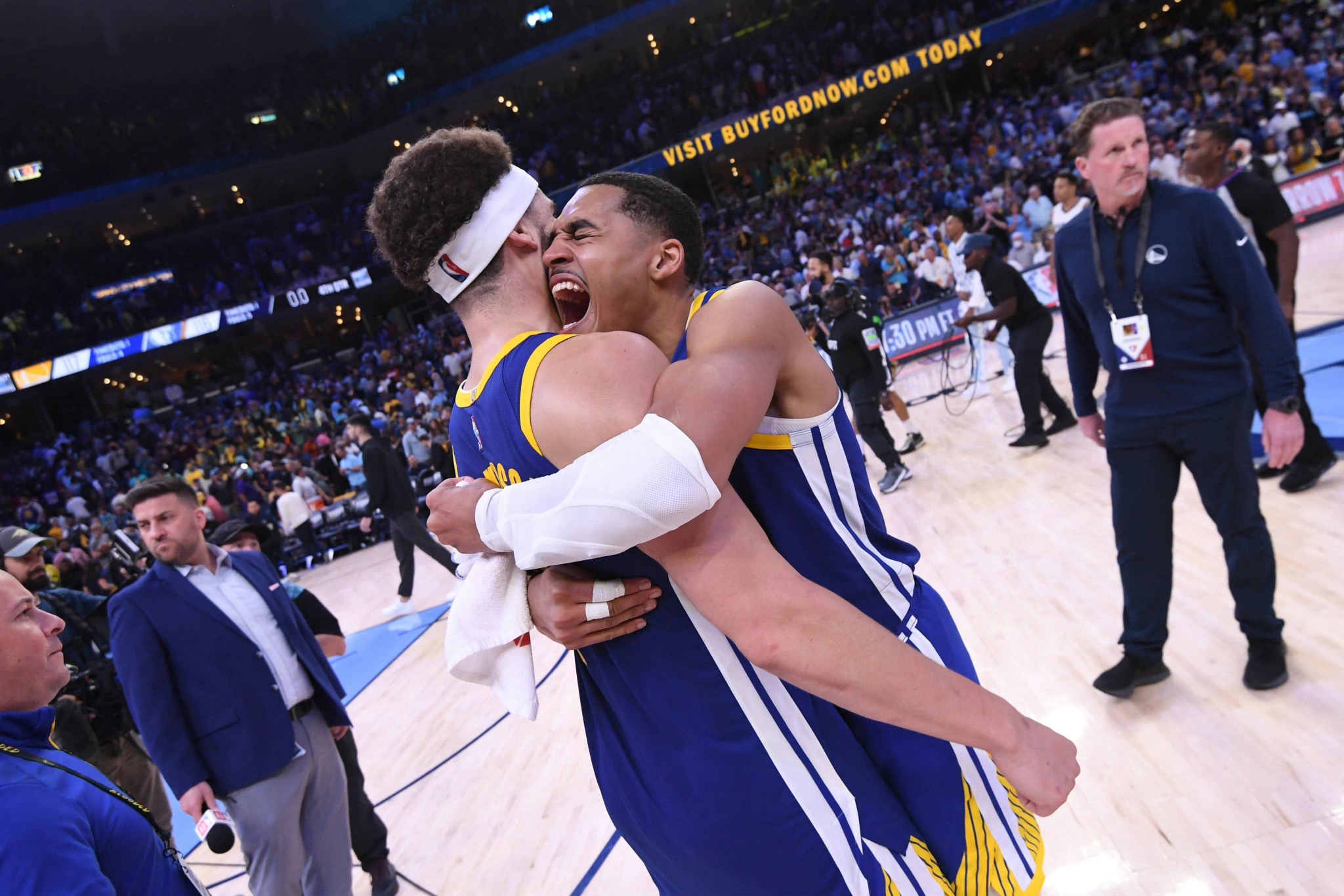 开云体育下载-乔丹在巴黎的比赛中续约