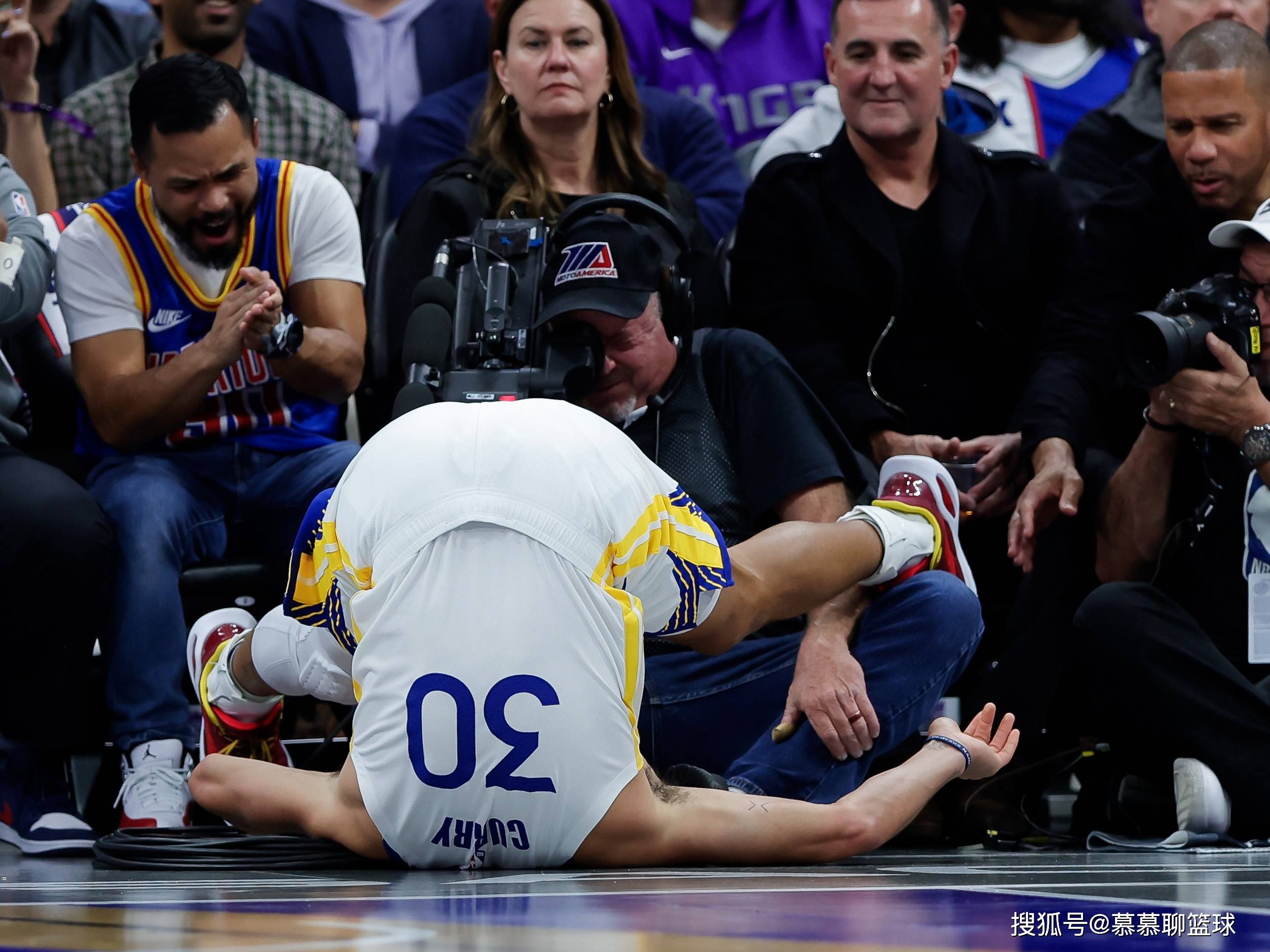 关于勇士大胜对手,连胜气势如虹的信息 关于勇士大胜对手,连胜气势如虹的信息