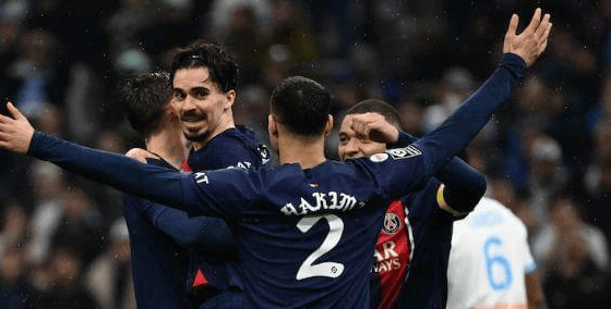 开云体育在线-巴黎圣日耳曼重回巅峰，击败对手的简单介绍