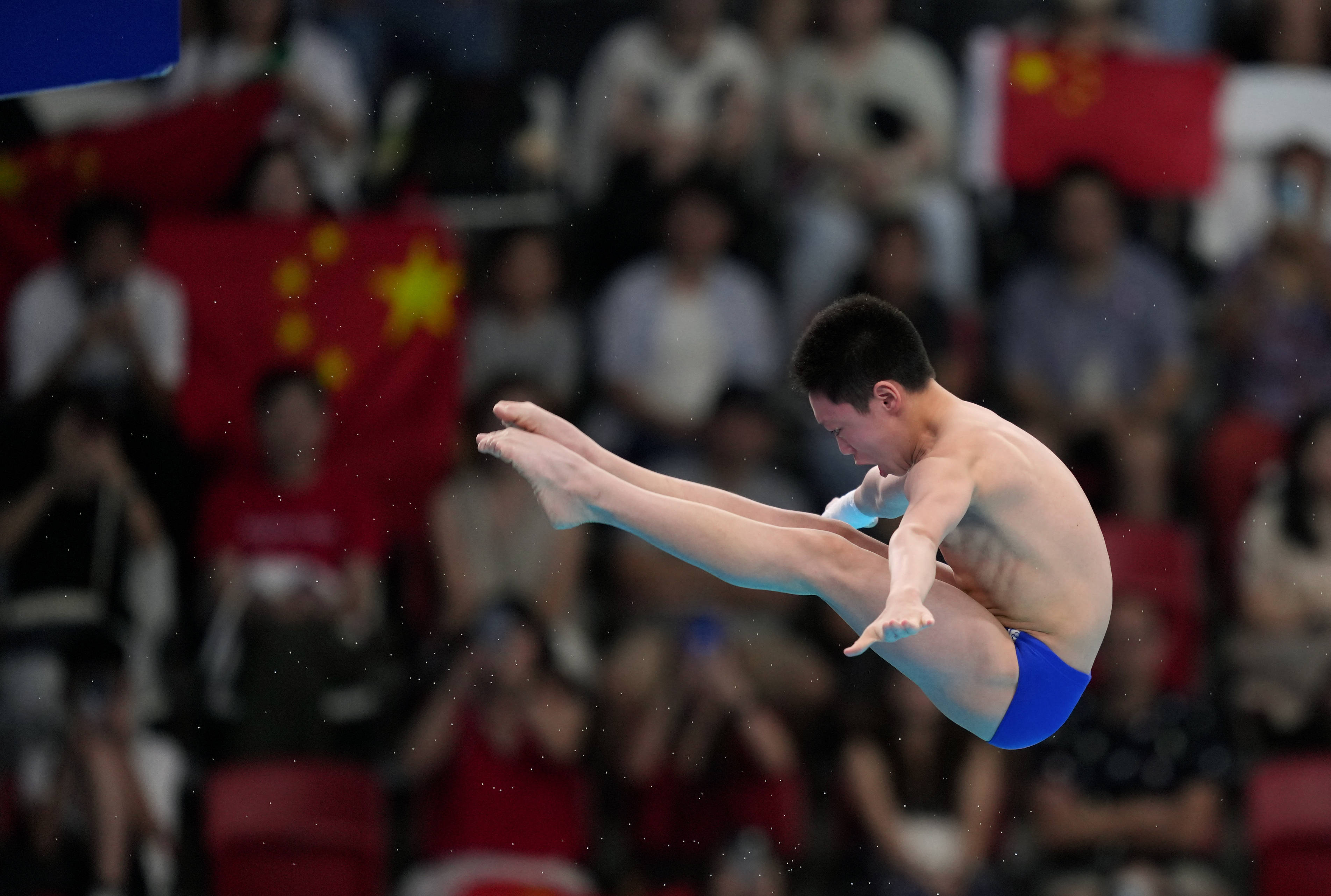 开云体育-关于连胜势头难挡！游泳豪取十连胜的信息